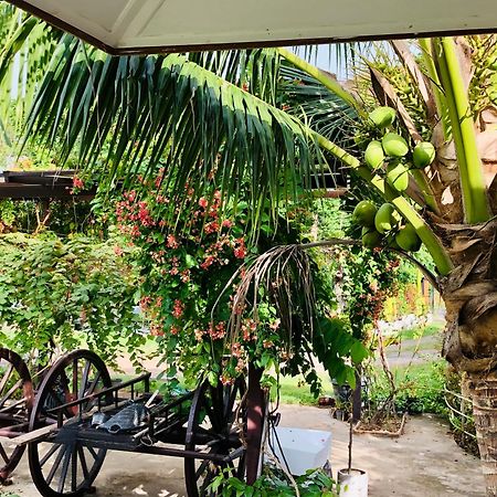 Baan Thung Home Stay Prasat Екстер'єр фото