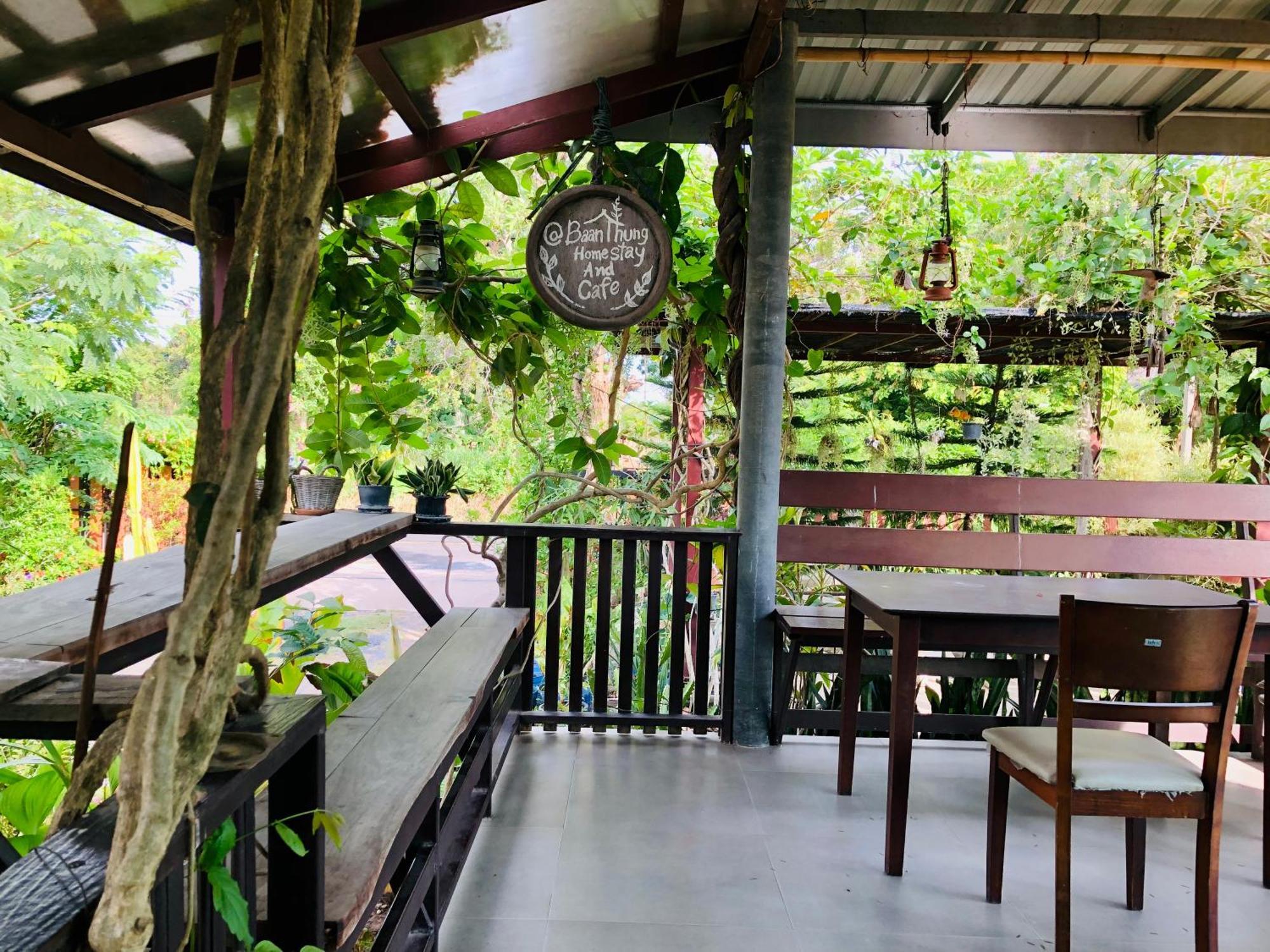 Baan Thung Home Stay Prasat Екстер'єр фото