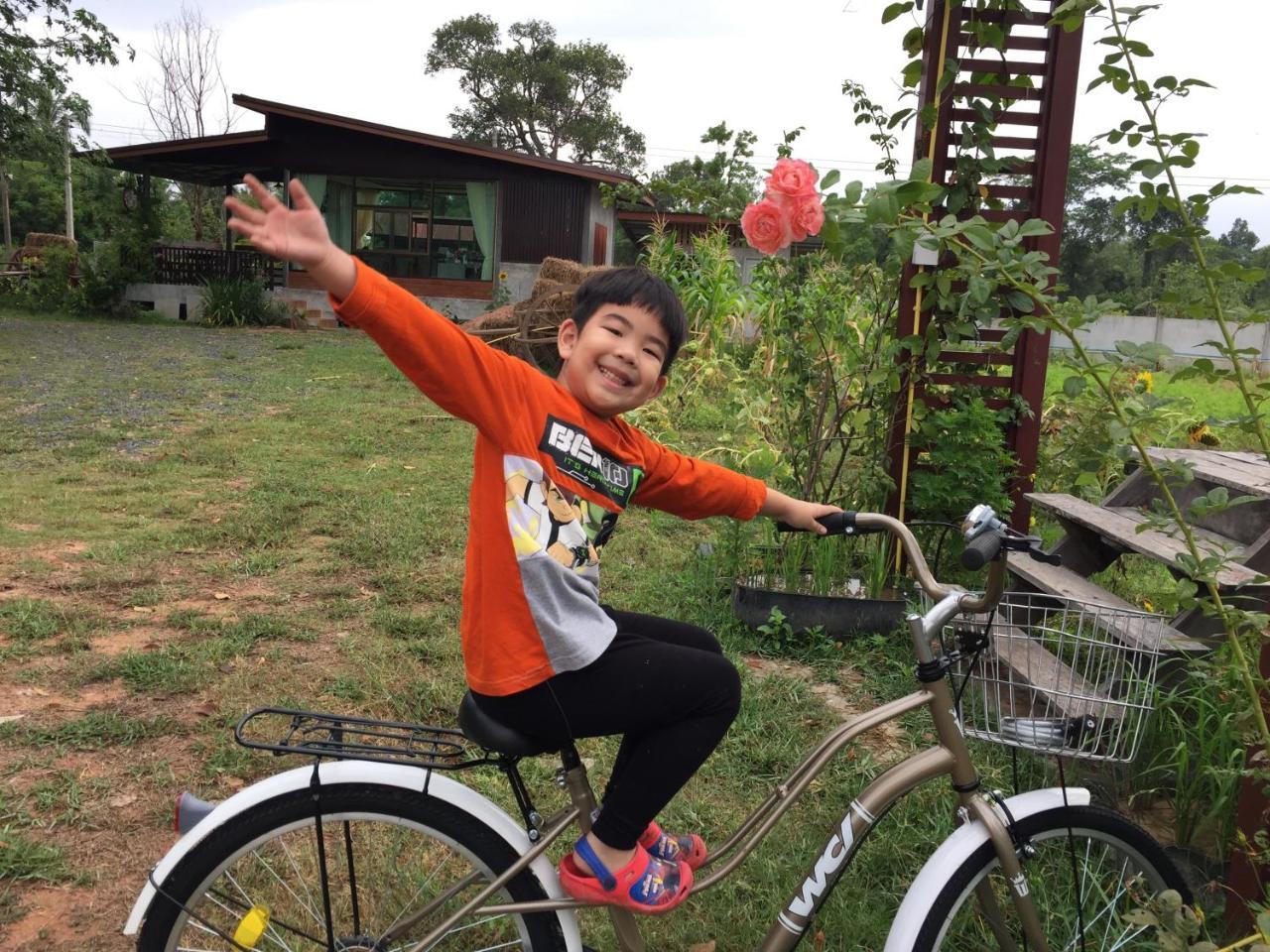 Baan Thung Home Stay Prasat Екстер'єр фото