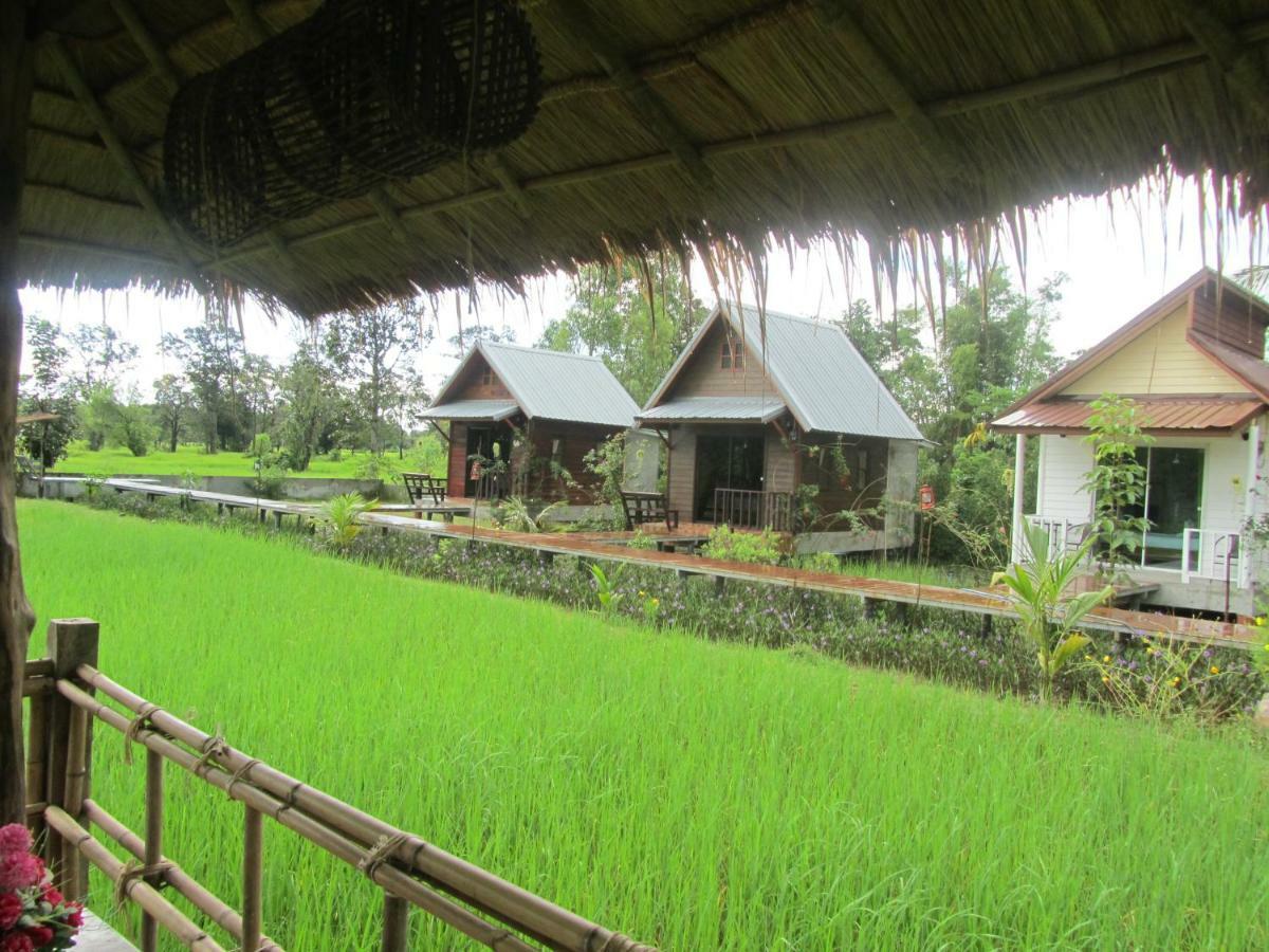 Baan Thung Home Stay Prasat Екстер'єр фото