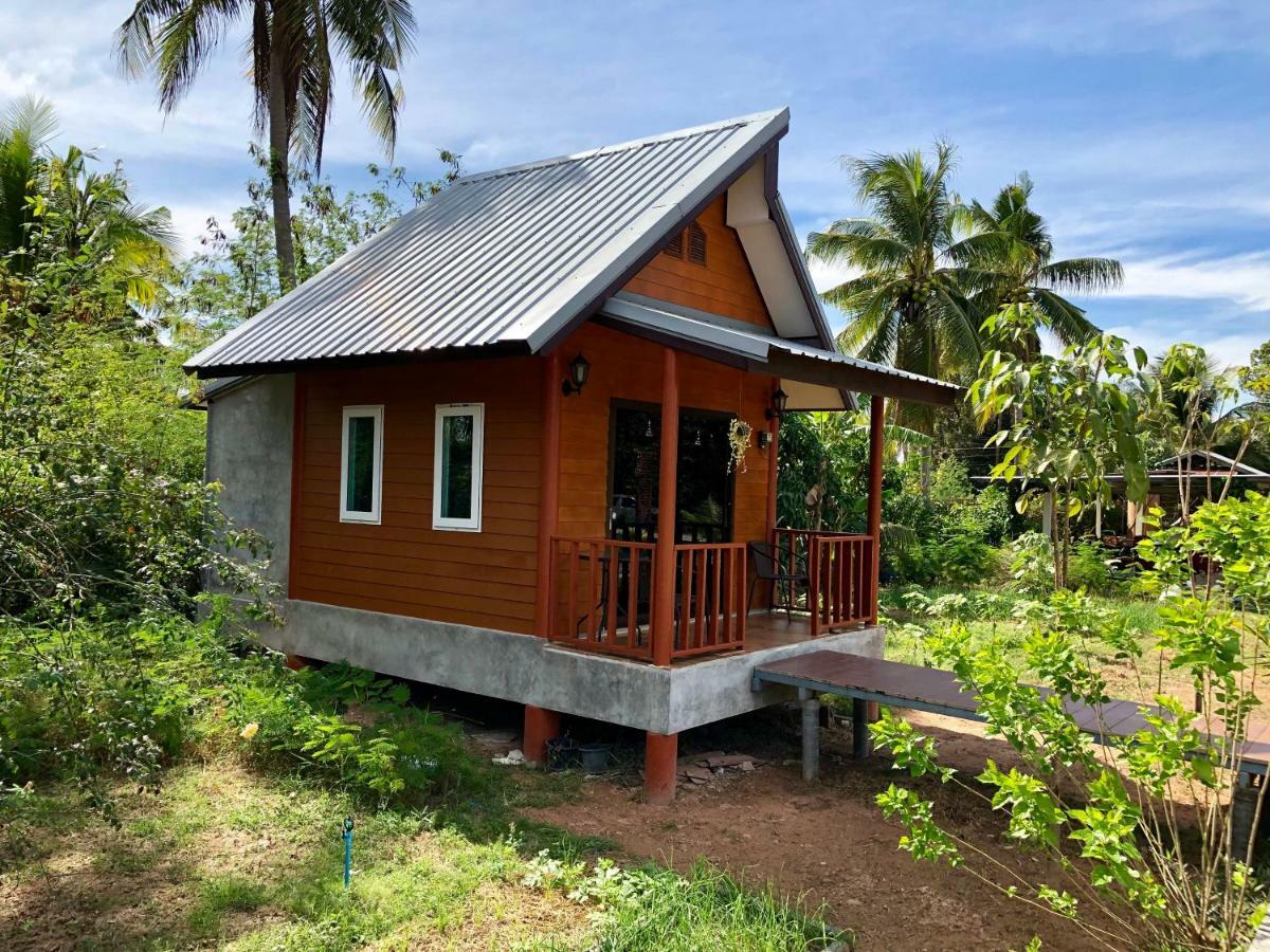 Baan Thung Home Stay Prasat Екстер'єр фото