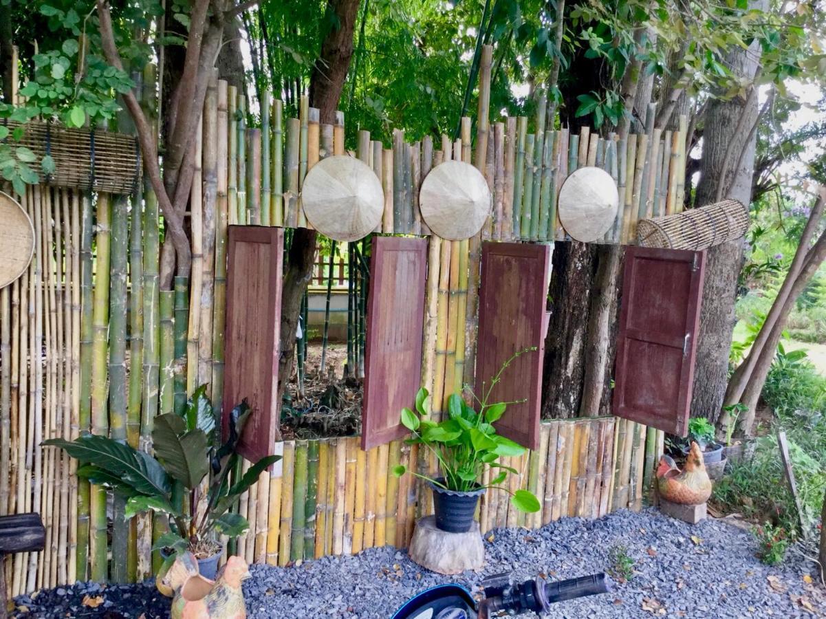 Baan Thung Home Stay Prasat Екстер'єр фото