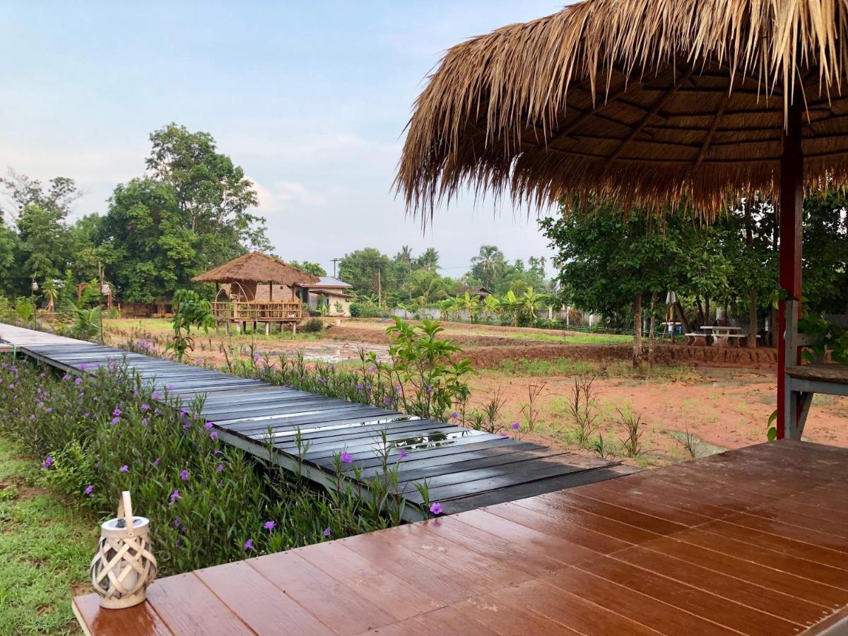 Baan Thung Home Stay Prasat Екстер'єр фото